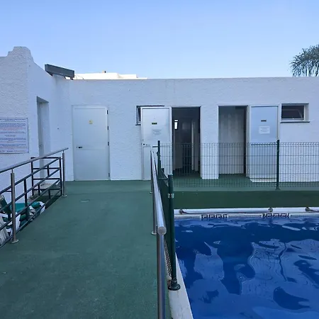 Comfortable And Ideal For Families Pass The Keys Apartment *