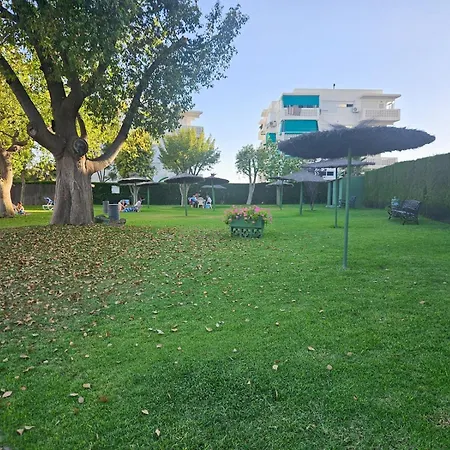 Comfortable And Ideal For Families Pass The Keys *