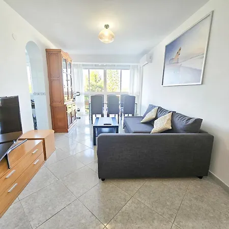 Apartment Comfortable And Ideal For Families Pass The Keys *