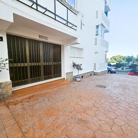 Comfortable And Ideal For Families Pass The Keys Apartment